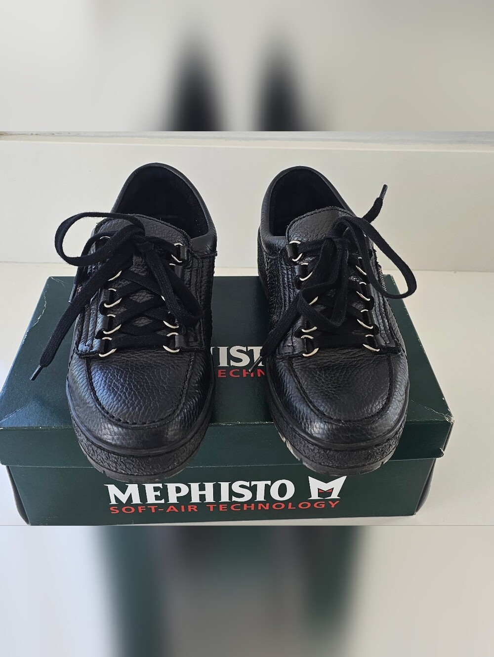 Mephisto Black Leather Lace-Up Slip-On Loafers